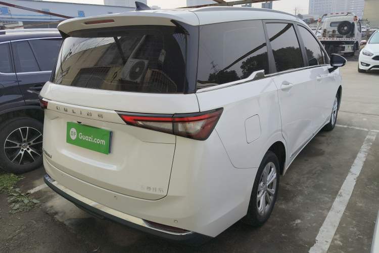 Used Wuling Jiachen 2022 1.5L Manual Comfort Edition
