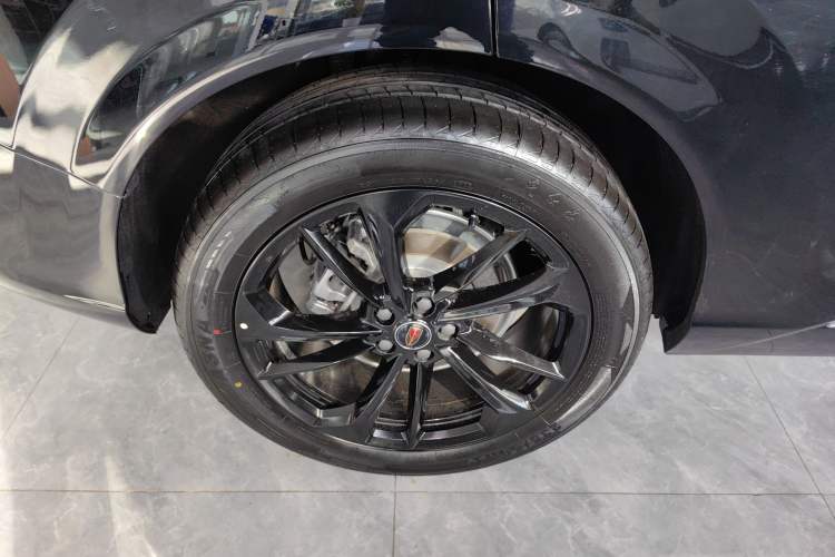 Used Hongqi HS3 PHEV 
