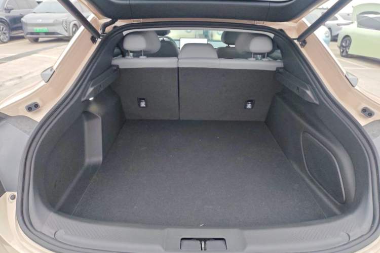 Used XPeng MONA M03 2024 620 with Ultra-Long Range
