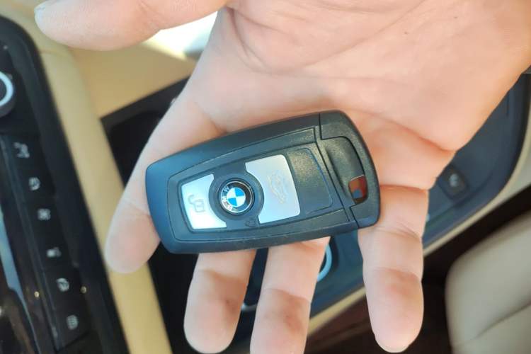 Used BMW 3 Series 2015 320Li Luxury Edition Fashion Model
