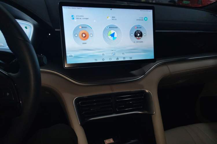 Used BYD Song PLUS New Energy 2024 HONOR Edition DM-i 110km Flagship Model
