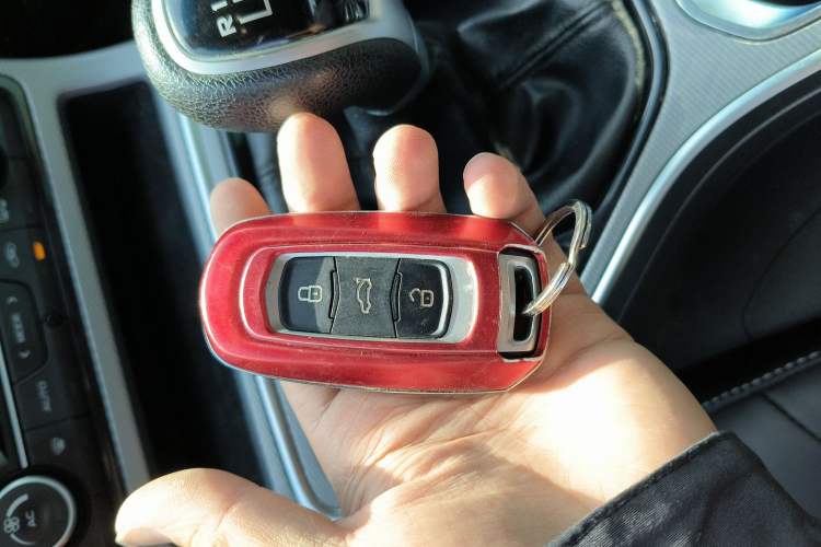 Used Geely Auto Emgrand GL 2018 1.4T Manual Elite Smart Connectivity Version