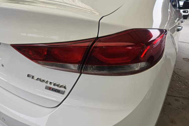 Used Hyundai Elantra 2018 1.4T Dual-Clutch Xuan Dong · Dynamic Edition
