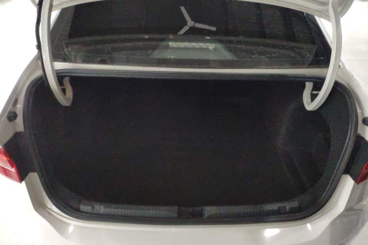 Used Volkswagen Lavida 2019 Lavida Start 1.5L Automatic Trendy Version China VI Standard