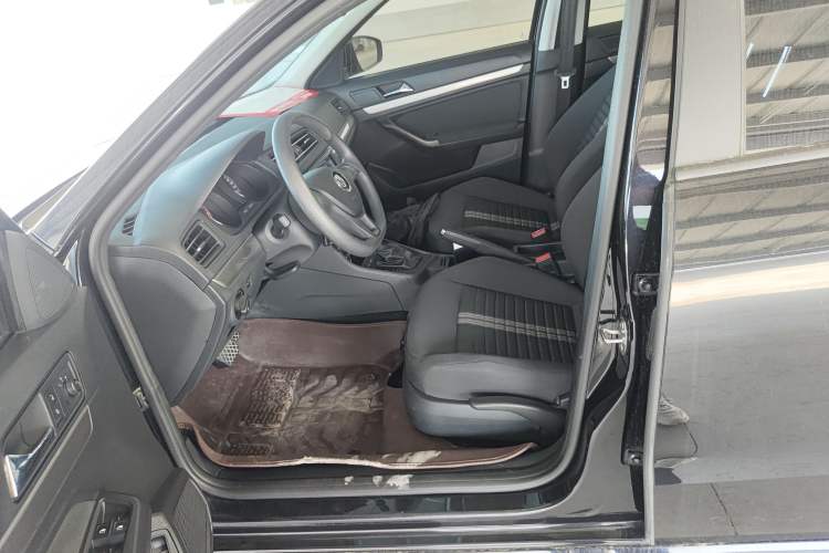 Used Volkswagen Lavida 2019 Lavida Start 1.5L Automatic Trendy Version China VI Standard
