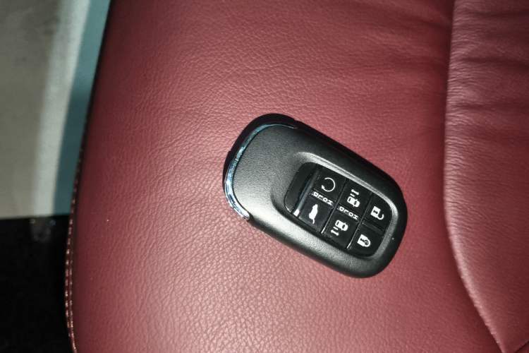 Used Honda Elysion 2024 2.0L eHEV Ultimate Edition