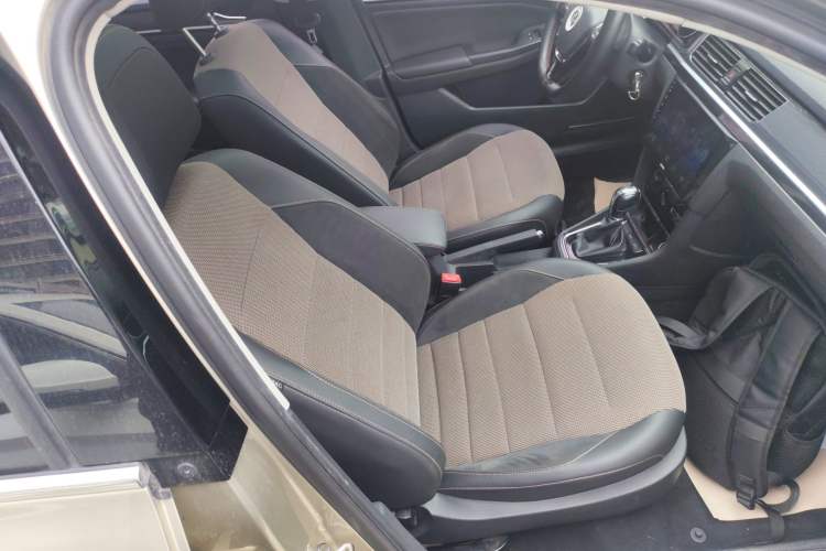 Used Volkswagen C-TREK 2018 230TSI DSG Comfort Model
