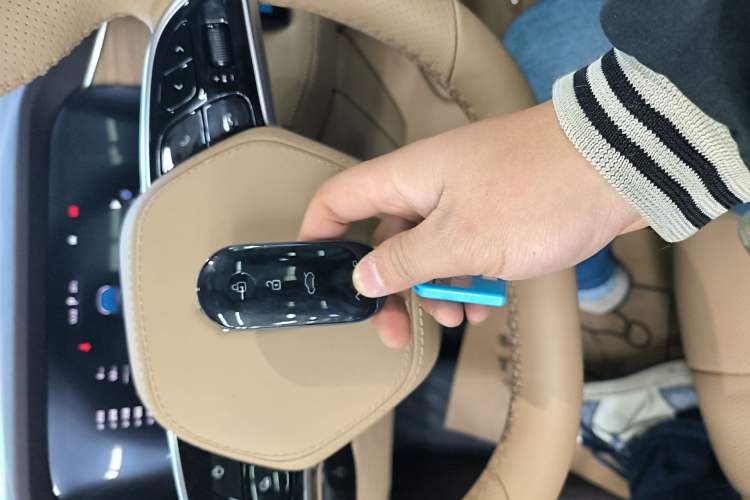 Used Hima AITO M7 2024 1.5T Intelligent Drive 4WD Ultra Version 5 Seats