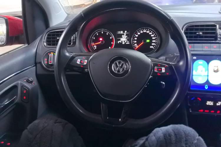 Used Volkswagen Polo 2018 1.5L Automatic Luxury Edition
