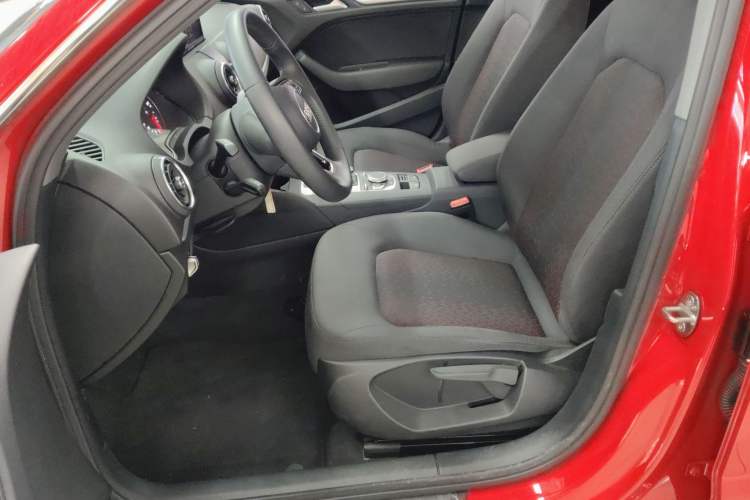 Used Audi A3 2020 Restyled Sportback 35 TFSI Entry-Level China VI Emission Standard
