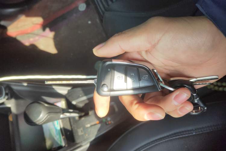 Used Toyota YARiS L Zhi Xian 2019 1.5E CVT Dynamic Edition China VI compliant