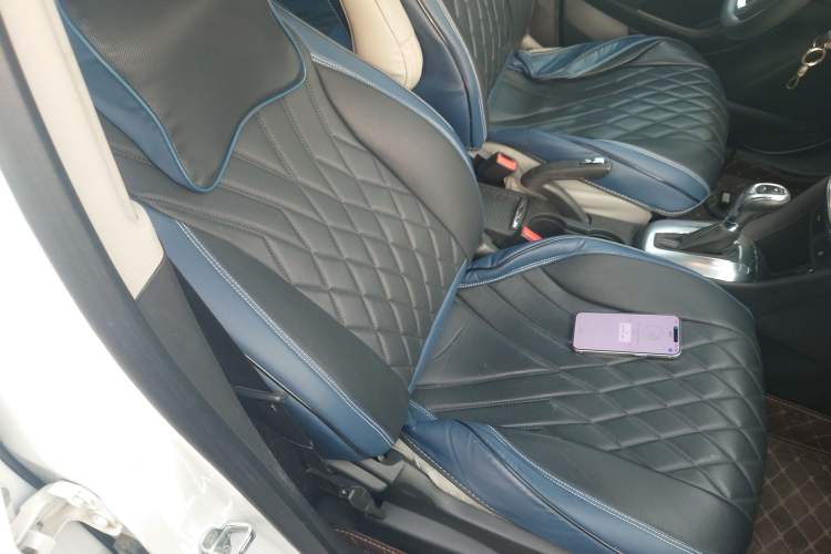 Used Buick Encore 2015 1.4T Automatic Two-Wheel Drive Urban Elite Version