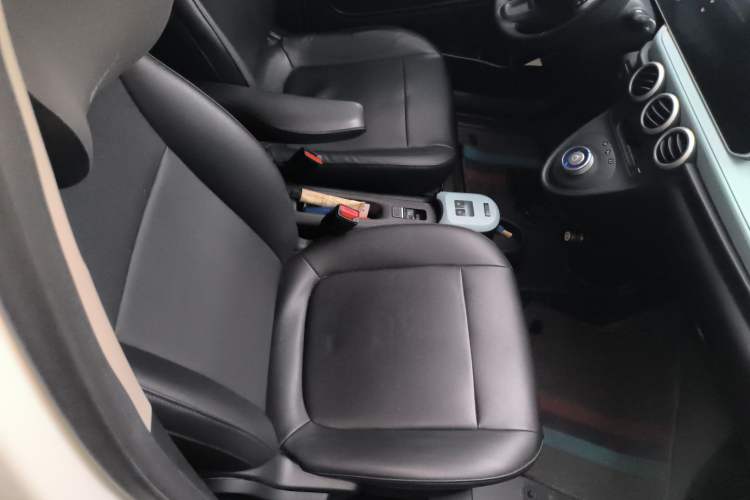 Used ORA Black Cat 2022 351 km Comfort Version Ternary Lithium
