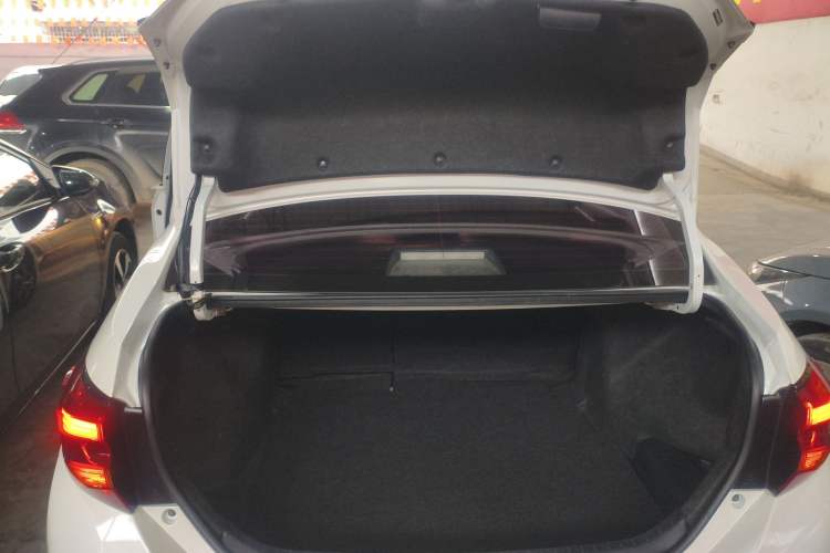 Used Toyota Levin 2017 Revised 185T CVT Elite Edition China V Standard
