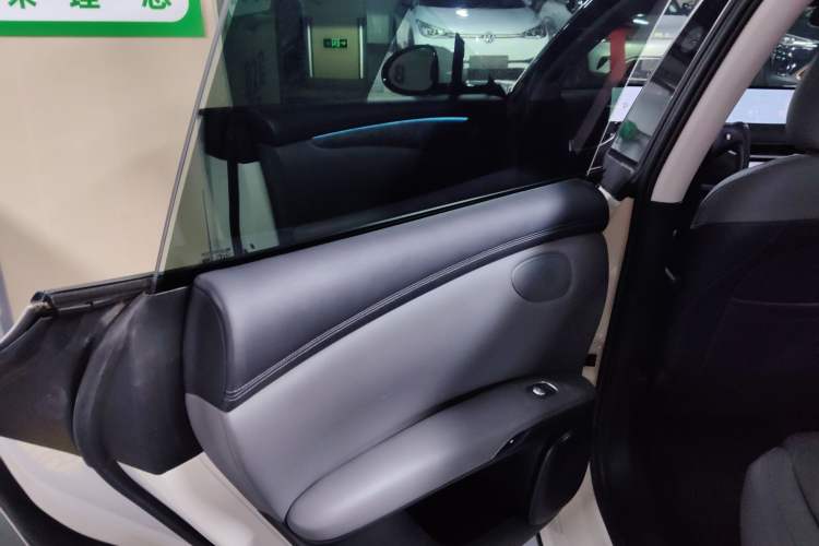 Used  LS6 2023 Max Standard Edition
