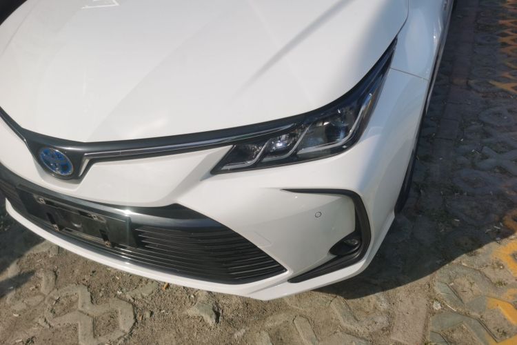 Used Toyota Corolla 2021 Dual-Motor 1.8L E-CVT Elite Edition
