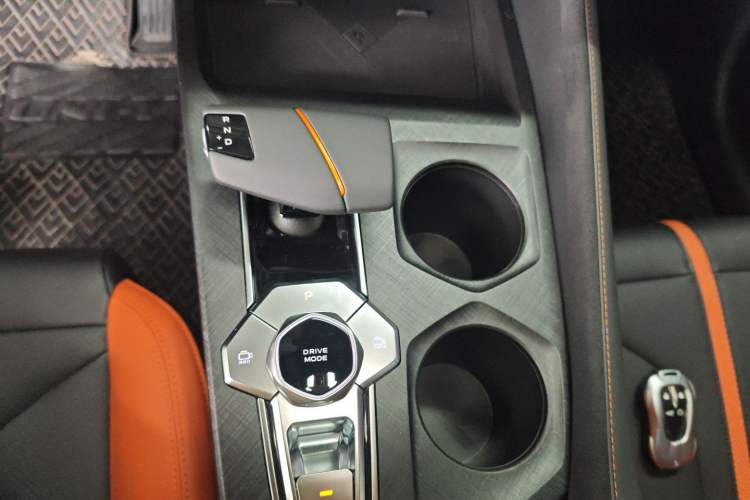 Used Changan UNI-V 2024 1.5T Prestige Sport Edition