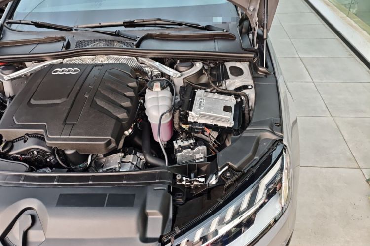 Used Audi A4L 2025 2 Million Units Enjoyment Version 40 TFSI Luxury Dynamic Edition