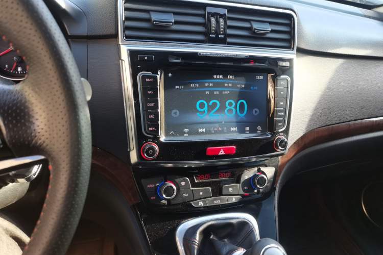 Used Haval H6 2014 Sport Version 1.5T Manual Two-Wheel Drive Elite Edition
