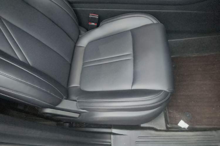 Used  E5 2024 Honor Edition 100KM Premium Model 7 Seats