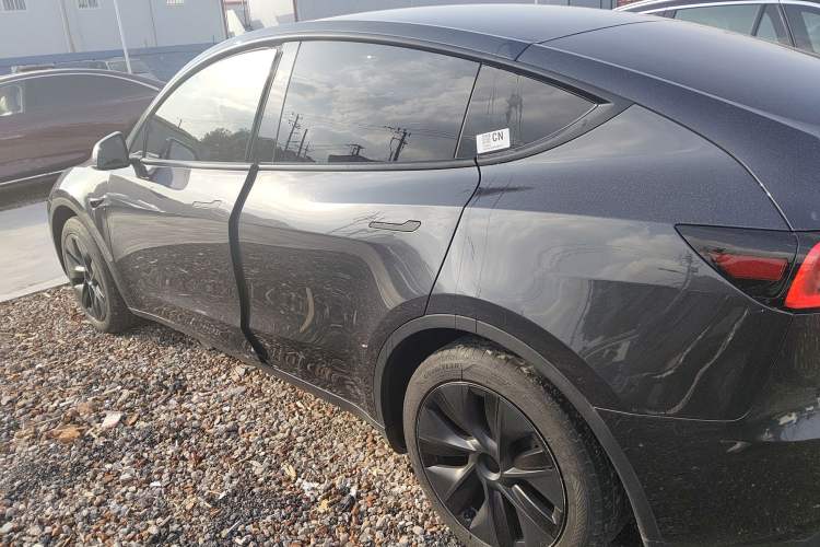 Used Tesla Model Y 2024 Rear-Wheel-Drive Version
