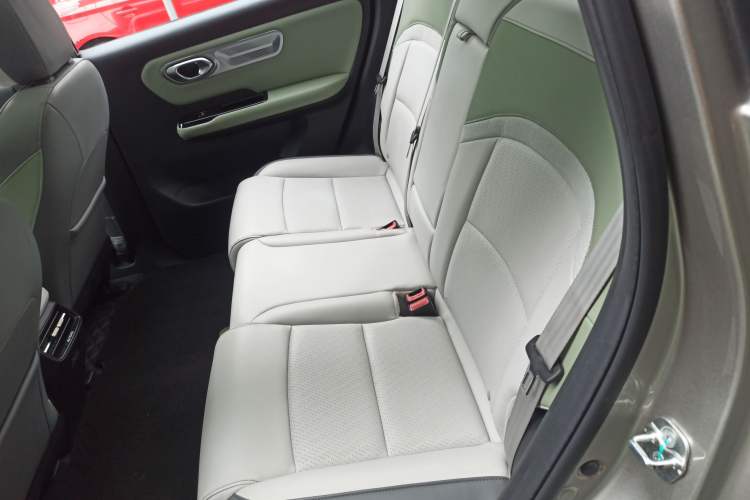 Used AION Y 2022 Plus 70 Tech Edition
