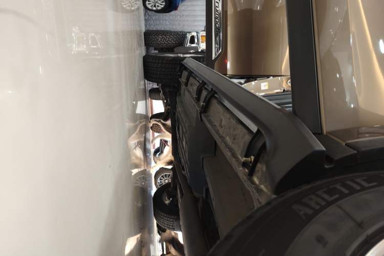 Used GAC Trumpchi GS8 2017 320T Two-Wheel Drive Luxury Smart Connectivity Version (7 Seats)
