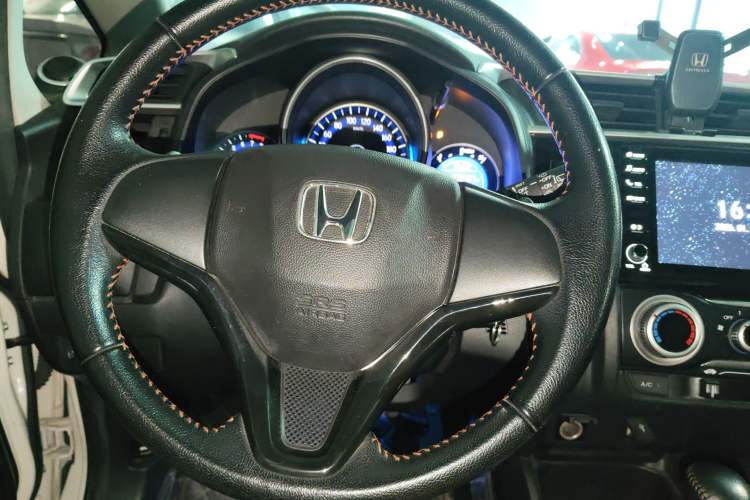Used Honda Fit 2018 1.5L CVT Trendy Run+ Edition
