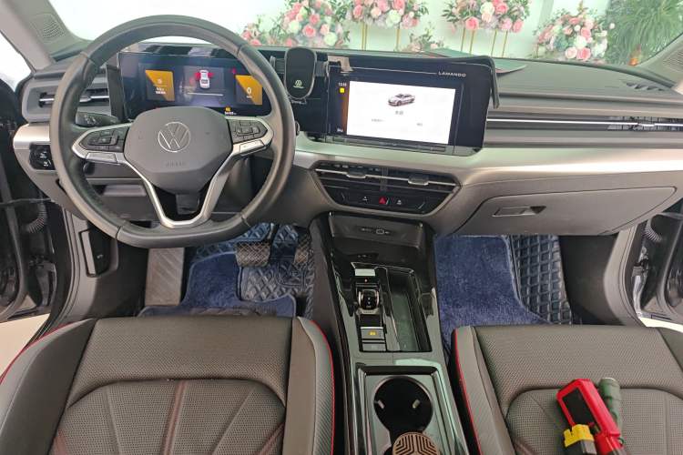 Used Volkswagen Lamando 2023 Lavida L 280TSI DSG Spicy Edition

