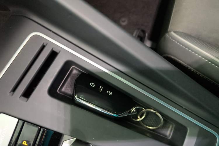 Used Volkswagen Golf 2021 280TSI DSG R-Line
