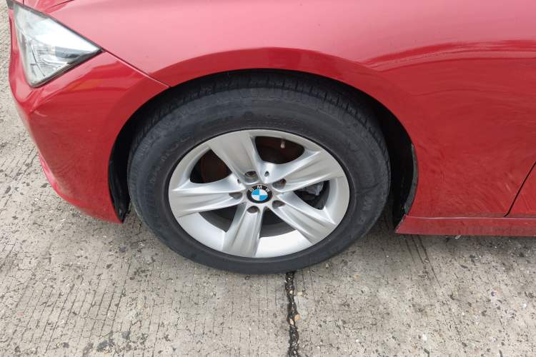 Used BMW 3 Series 2016 316Li Fashion Model
