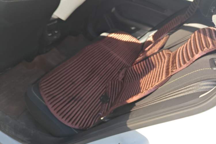 Used Roewe i5 2021 1.5L Manual Platinum Edition