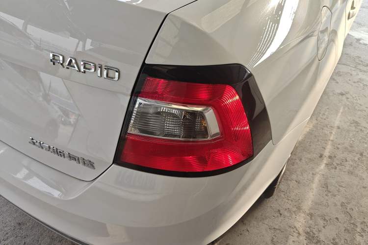 Used Skoda Rapid 2018 1.4L Manual Comfort Edition