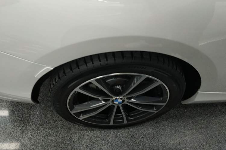 Used BMW 2 Series 2018 220i Convertible Coupe Sports Design Package
