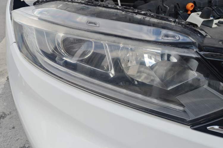 Used Honda XR-V 2015 1.8L VTi CVT Luxury Edition
