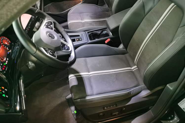 Used Volkswagen Golf 2023 280TSI DSG R-Line Lite