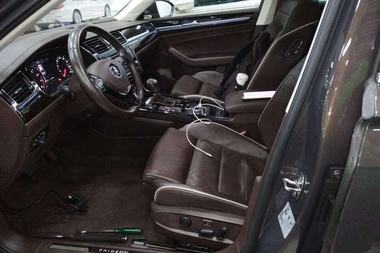 Used Volkswagen Phideon 2016 480 V6 Four-Wheel Drive Supreme Edition
