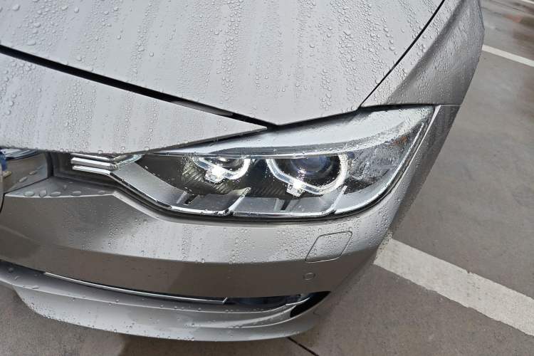 Used BMW 3 Series 2015 316Li Fashion Model
