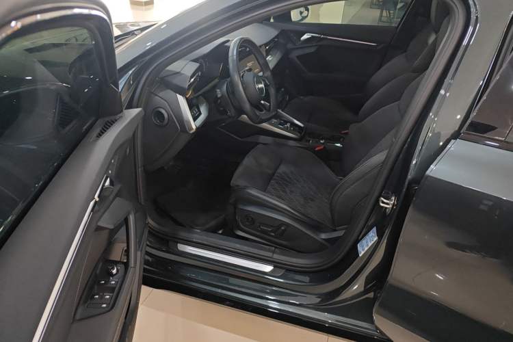 Used Audi A3 2024 Sportback 35 TFSI Fashionable Sports Model
