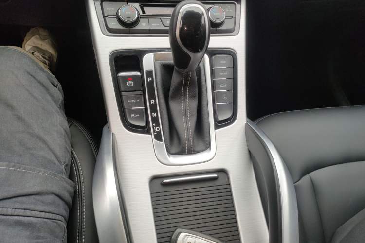 Used Geely Auto Emgrand X7 Sport 2016 1.8TD Automatic Smart Connectivity Version