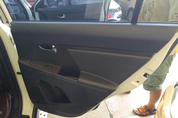 Used Kia Sportage R 2016 2.0L Automatic Two-Wheel Drive Premium Edition
