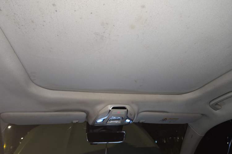 TDK.VehicleDetails.img