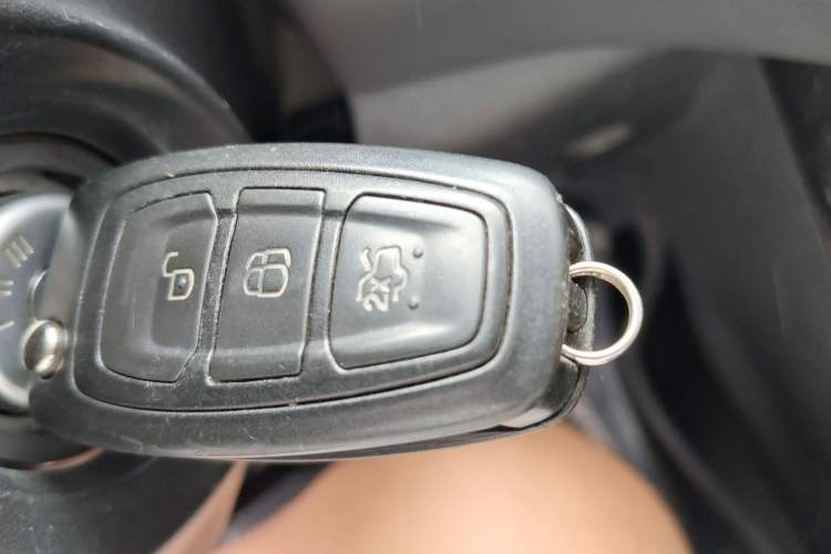 Used Ford Focus 2017 Hatchback 1.6L Automatic Fashion Edition Smart Drive Version