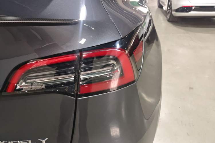 Used Tesla Model Y 2021 Performance High-Performance All-Wheel-Drive Version
