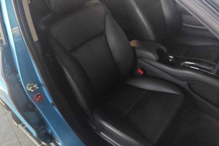 Used Honda Vezel 2020 1.5L CVT Elite Edition
