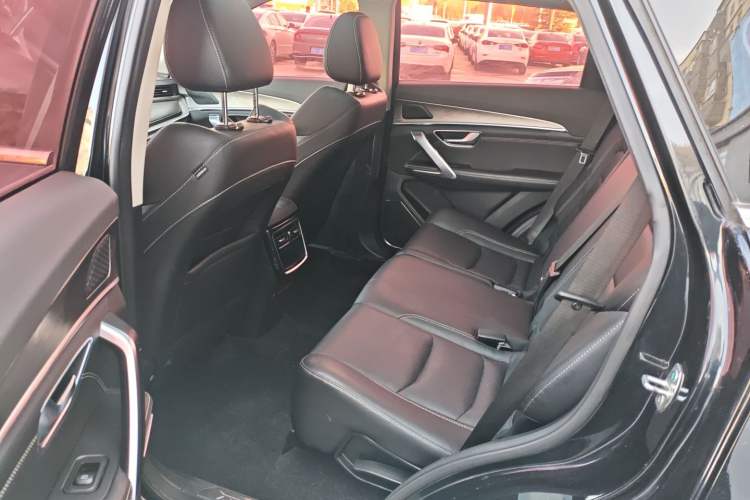 Used JETOUR X70 PLUS 2021 1.5T DCT Mountain 5-Seater
