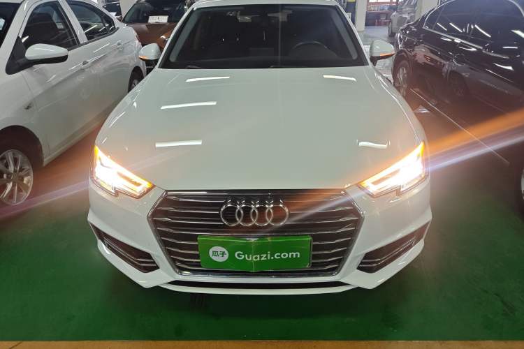 Used Audi A4L 2019 40 TFSI Ambition Version China V