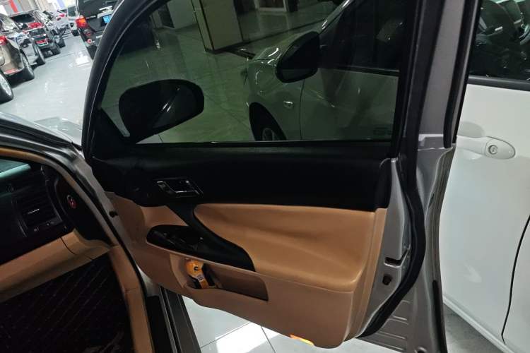 Used Toyota Reiz 2010 2.5S Fengdu Jinghua Edition
