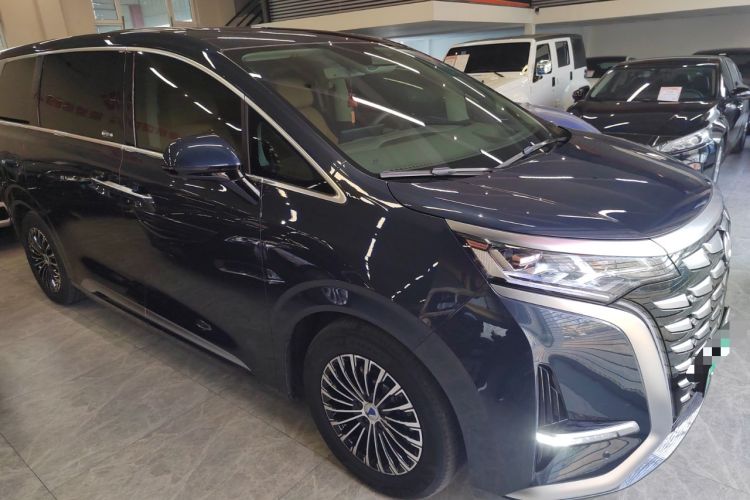 Used Denza D9 2022 DM-i 970 Four-Wheel Drive Flagship Model