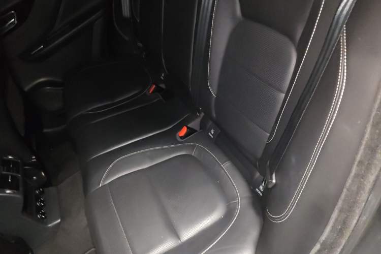 Used Jaguar F-PACE 2018 Restyled 2.0T All-Wheel-Drive R-Sport Sport Edition
